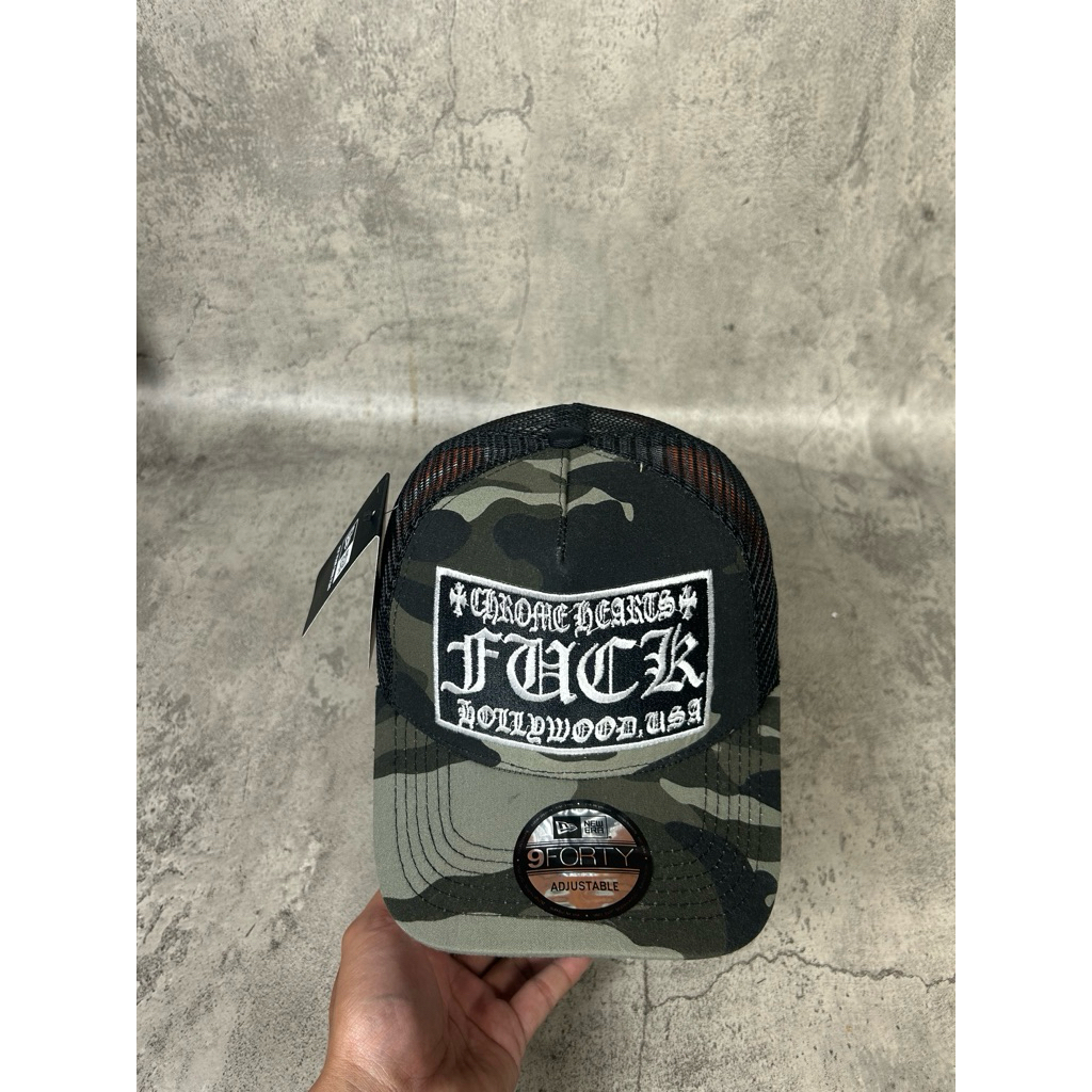 Topi Chrome Hearts jaring trucker logo bordir