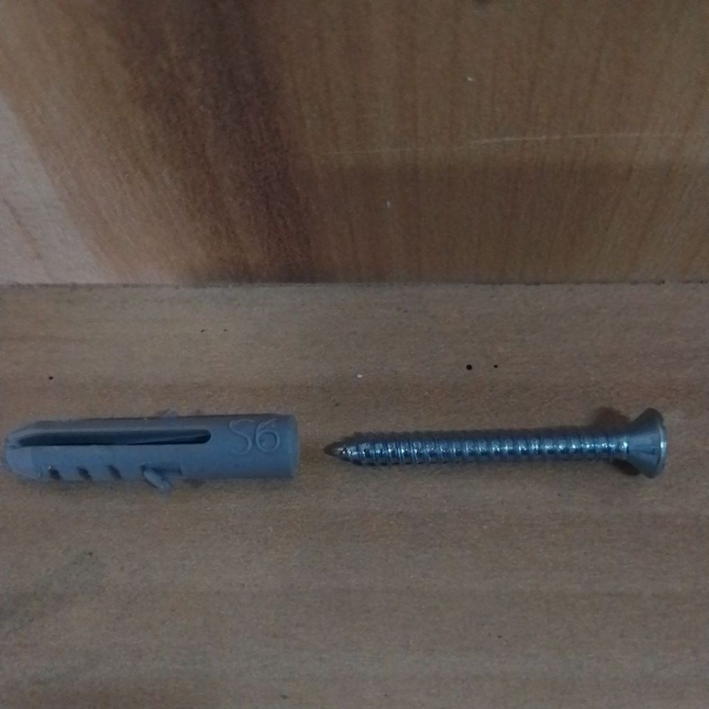 SEKRUP FISCHER PENGGANTUNG BINGKAI