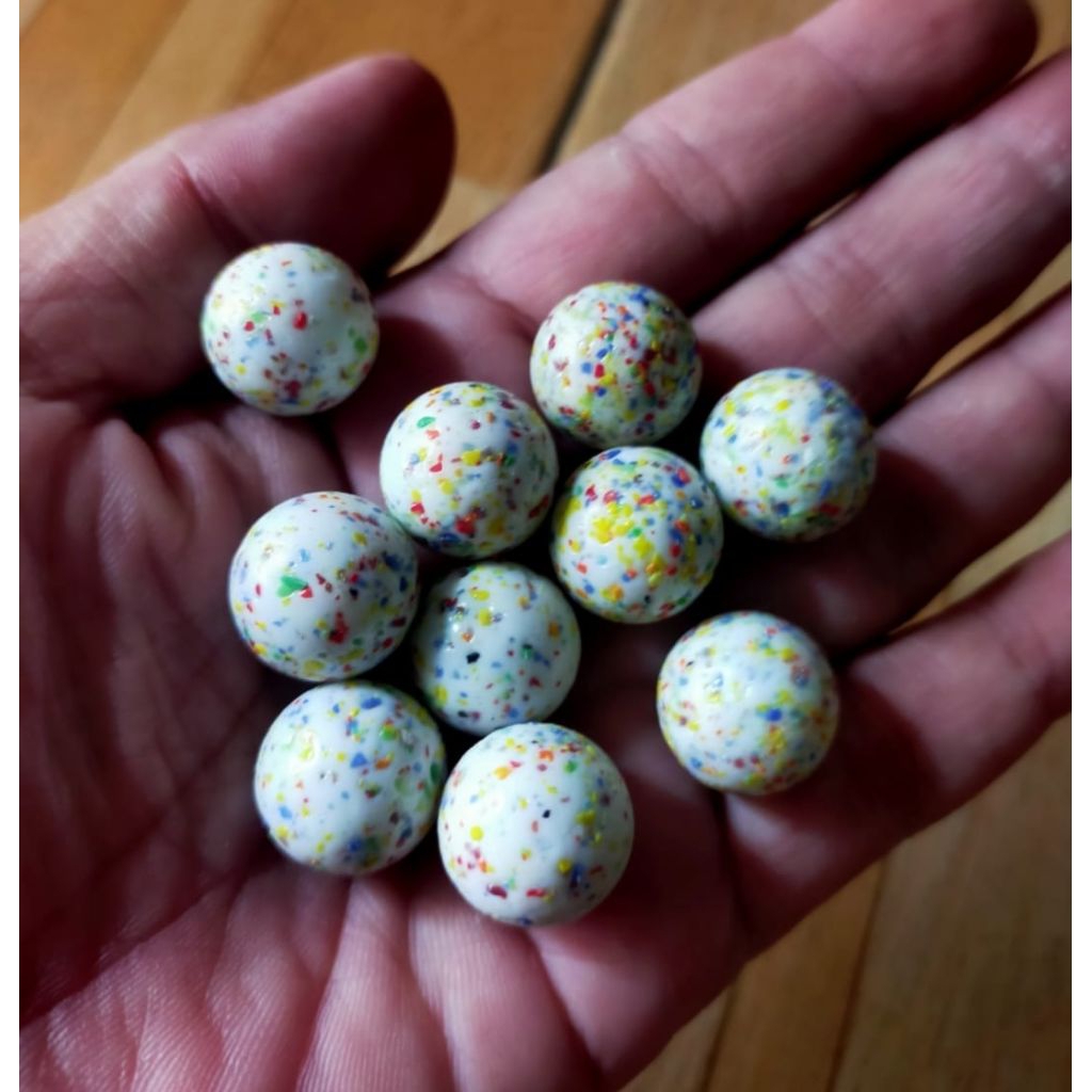 Mainan anak tradisional jadul kelereng putih bintik isi 100pcs murah kelereng biji wijen putih