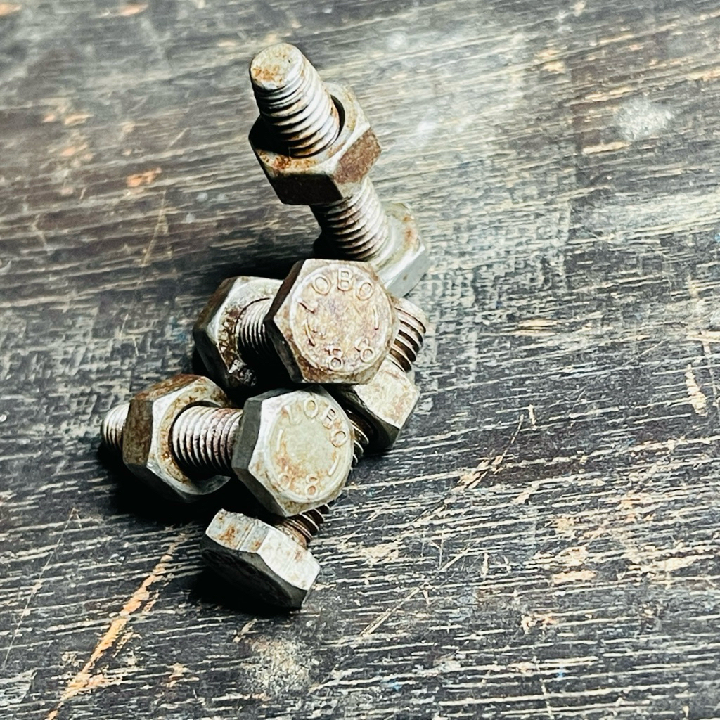 Baut Standar Vespa Lobo Ukuran 10