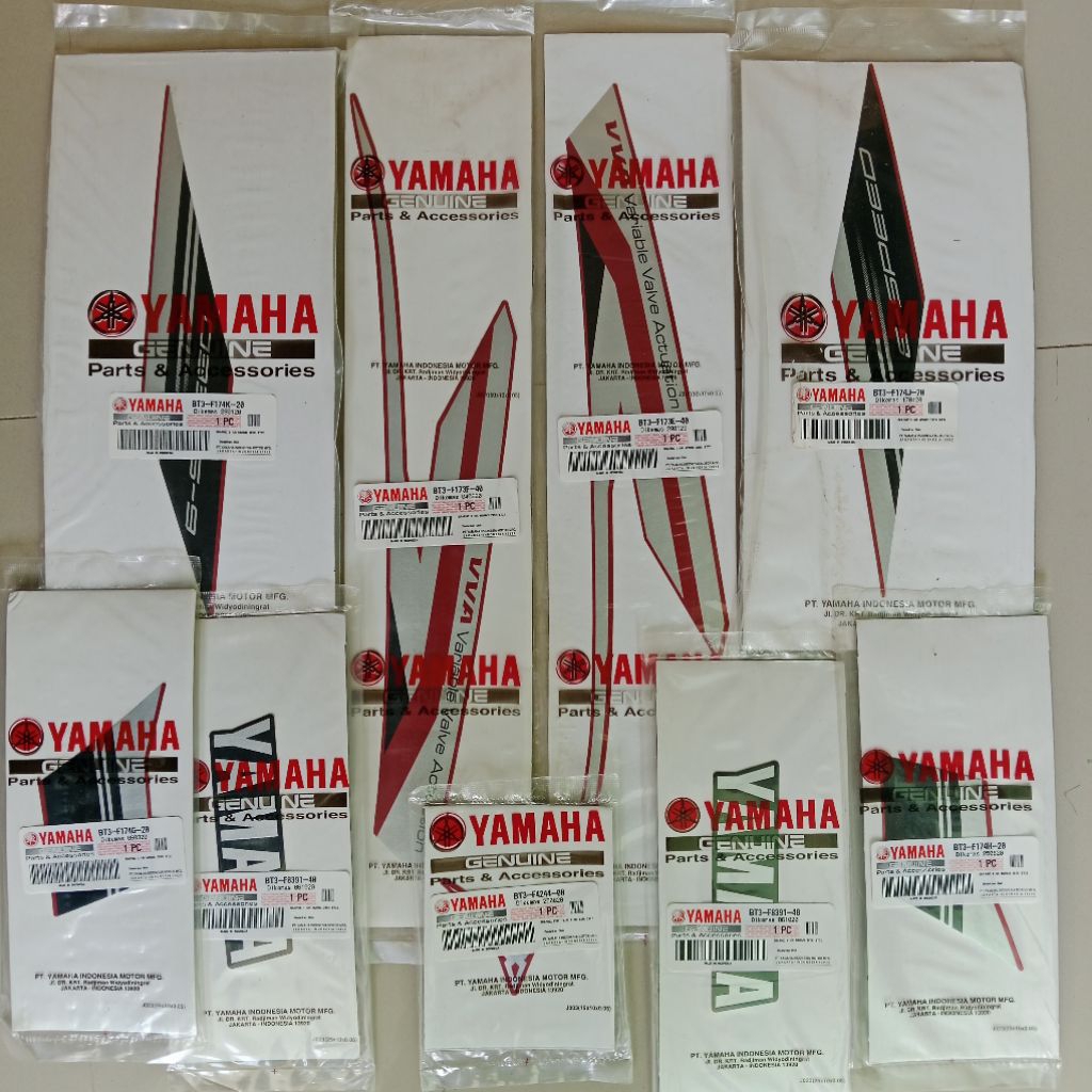 1set Grapic Sticker Stiker Striping Decal List Body Original Yamaha VXN155 VIXION R 2019 MAT RED MET