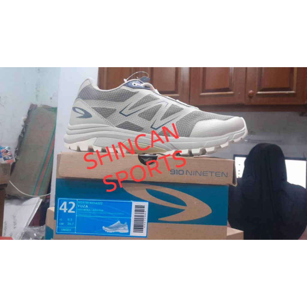 SEPATU RUNNING TRAIL 910NINETEN YUZA
