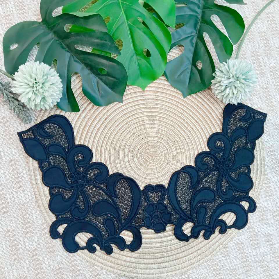 Kerah Jahit Renda Hitam Motif Bunga Besar Elegan