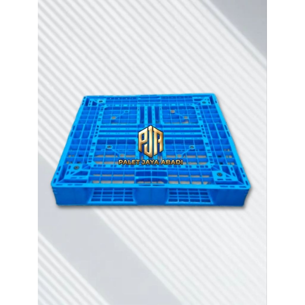 

Pallet plastik bekas berkualitas ukuran 110x110x15cm