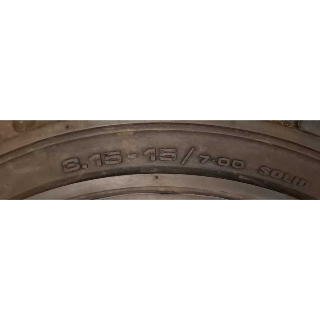 Ban Mati Solid Forklift Ukuran 28x9-15 / Ban Second