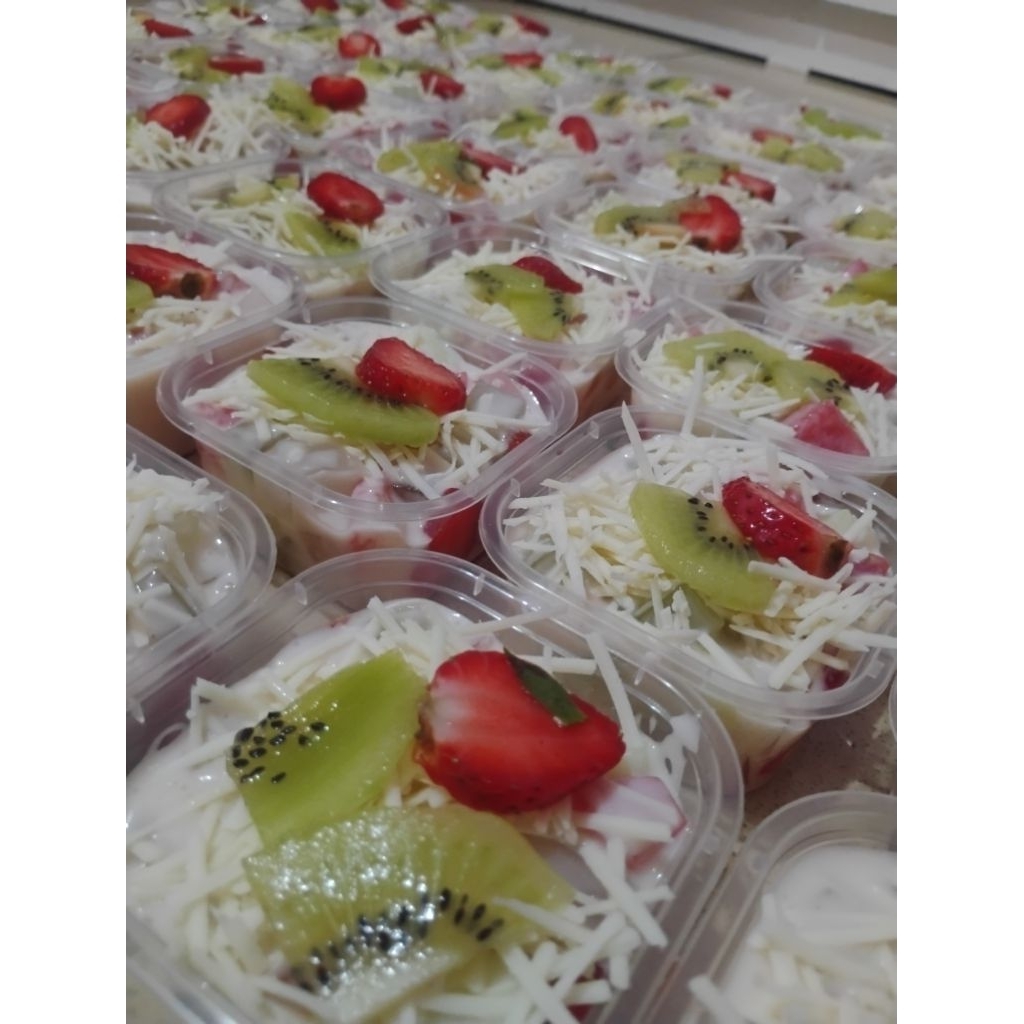 

salad buah dan jeli kemasan 150gram