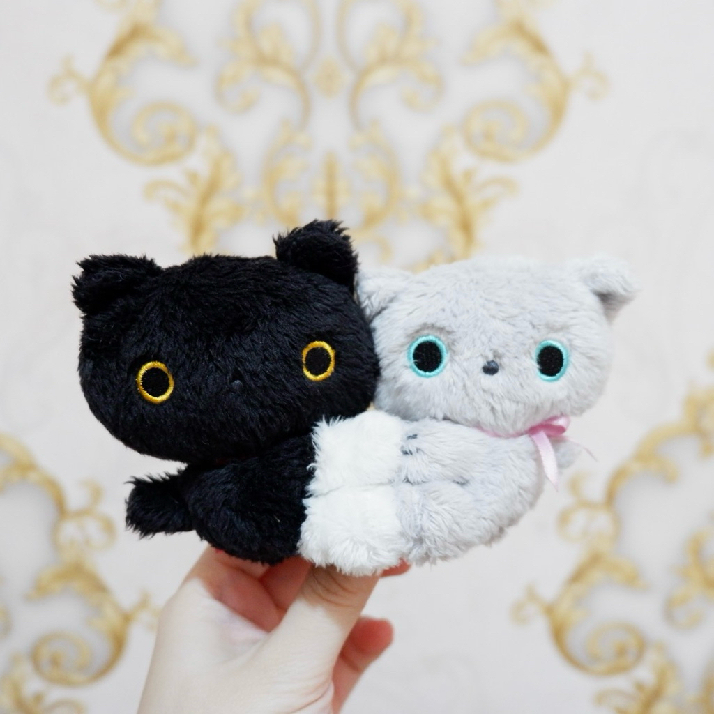 Keychain kutusita nyanko couple san-x