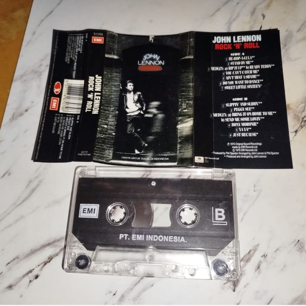 Kaset pita:John Lennon-Rock'N' Roll
