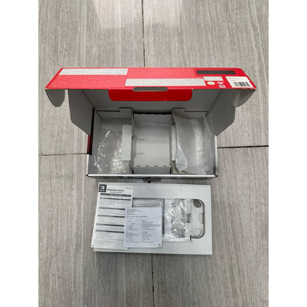 

Dus Originan Nintendo Switch V1 kelengkapan sesuai foto