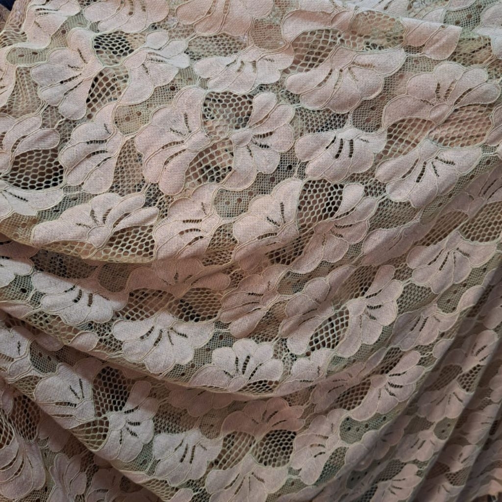 kain brokat semi Prada | kain brokat premium | kain brokat meteran