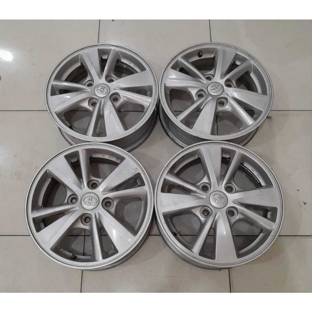 Velg Mobil Bekas Murah Oem Avanza Veloz Ring 15 baut 4x114,3