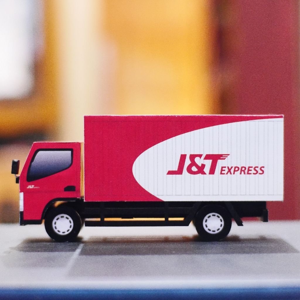 Miniatur Truk J&T express –  skala 50 pajangan, koleksi, hobi