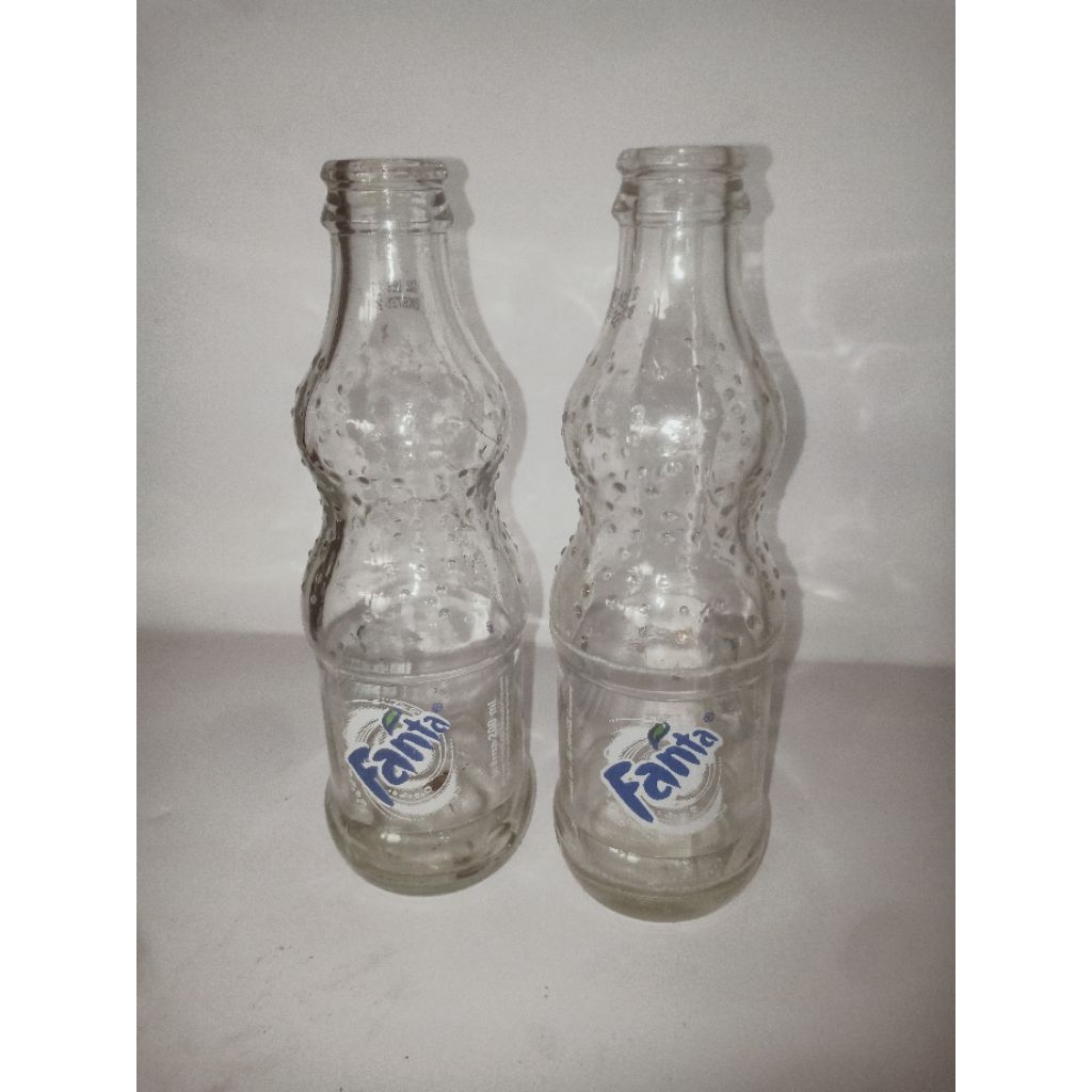Botol kaca fanta kecil 200ml 1 botol