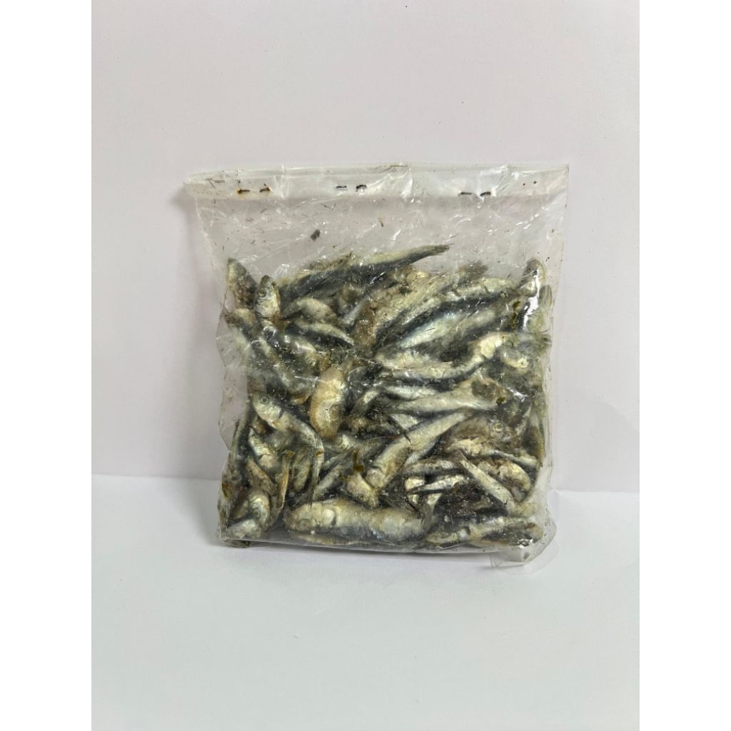 

Ikan Asin Semenit 75 Gram - Produk Dengan Berat 75 Gram