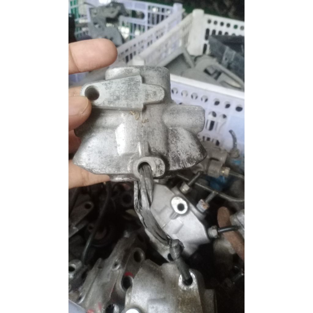 pembagi minyak rem honda civic vtis