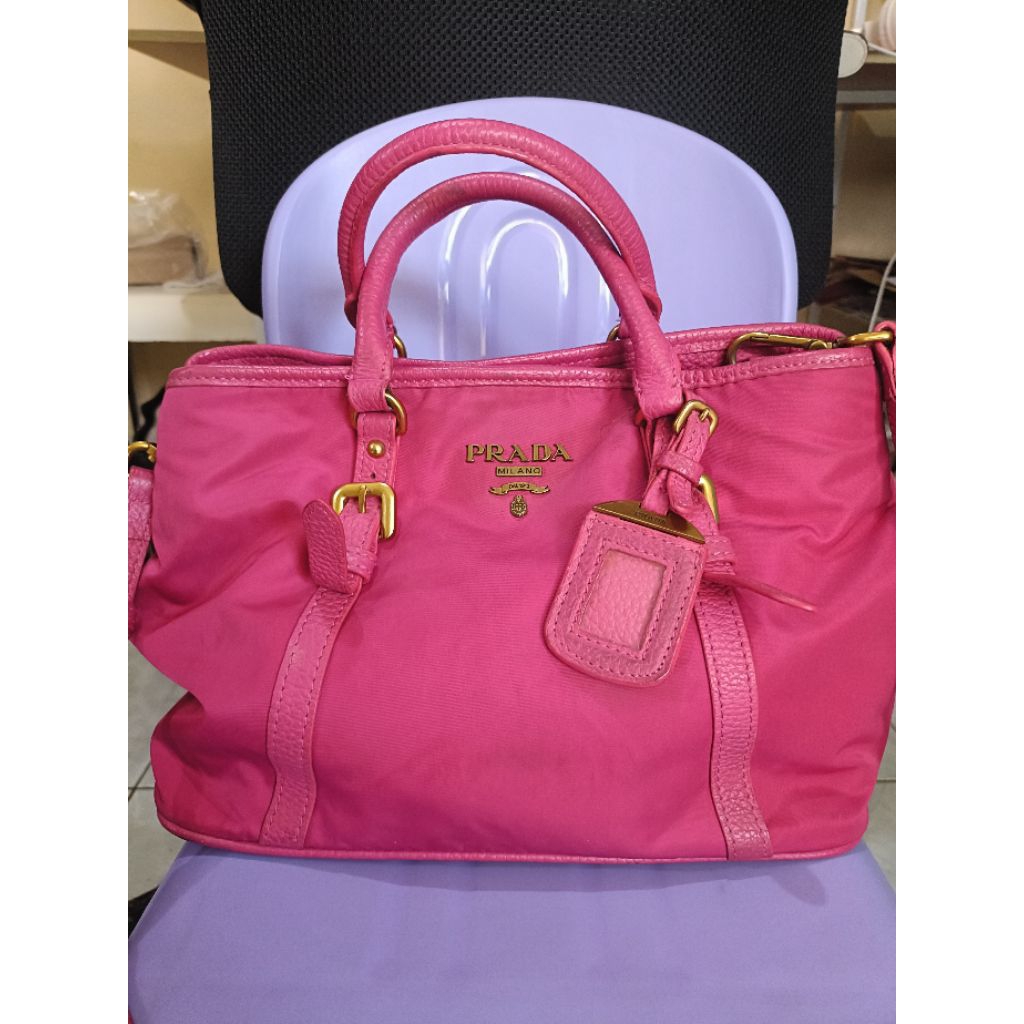 tas branded preloved Prada*