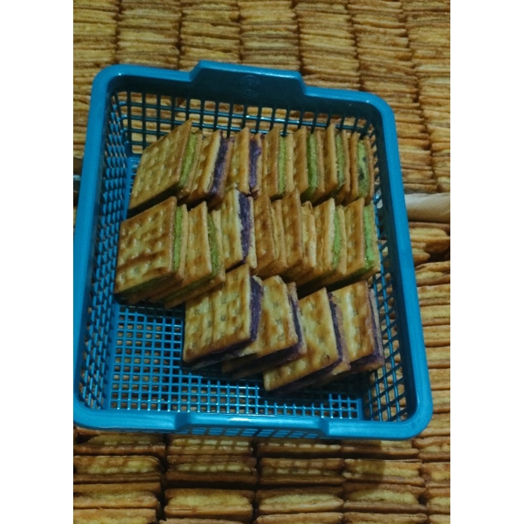 

kue gabin campur isi 10 pis