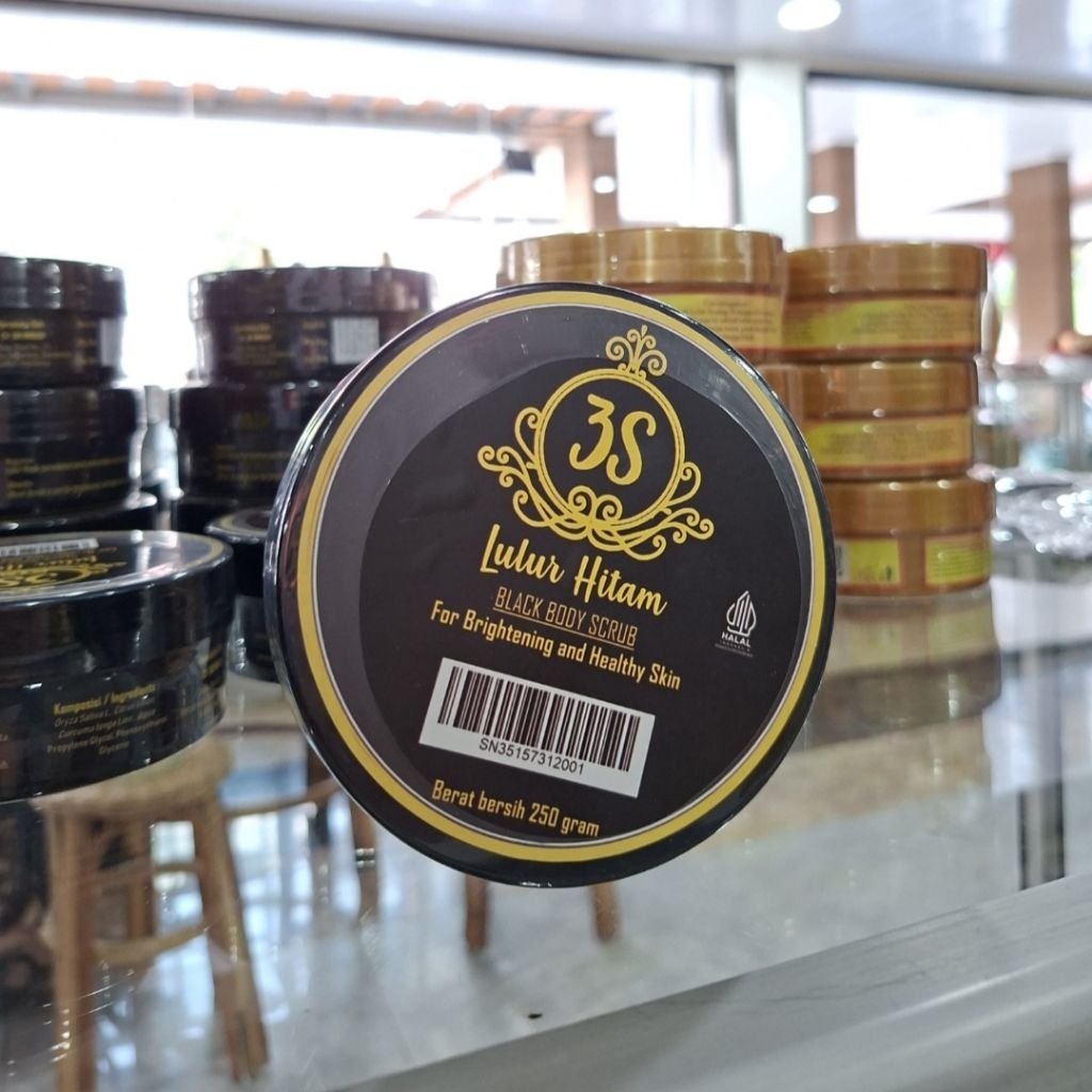 Lulur Hitam 3S Khas Kalimantan – Black Body Scrub