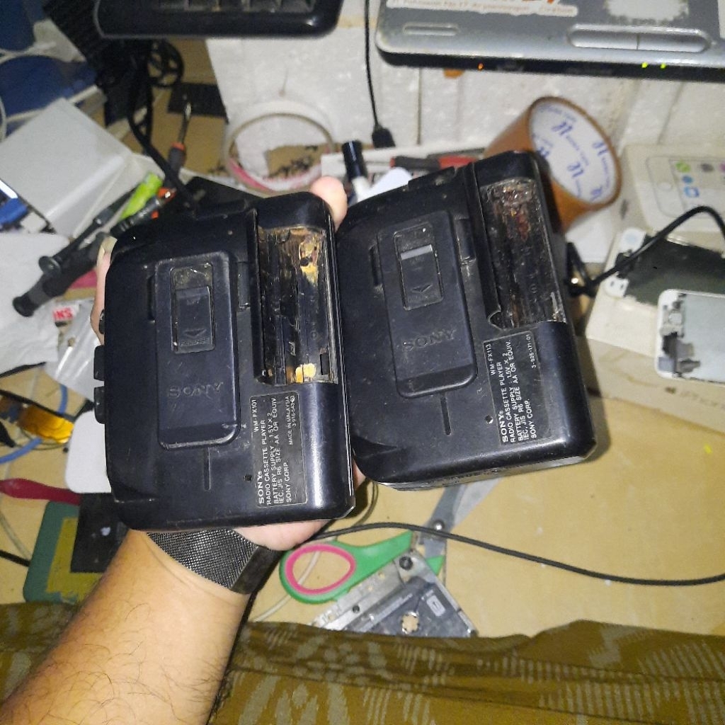 WALKMAN WM FX113 DAN WM FX101 BAHAN RESTORASI