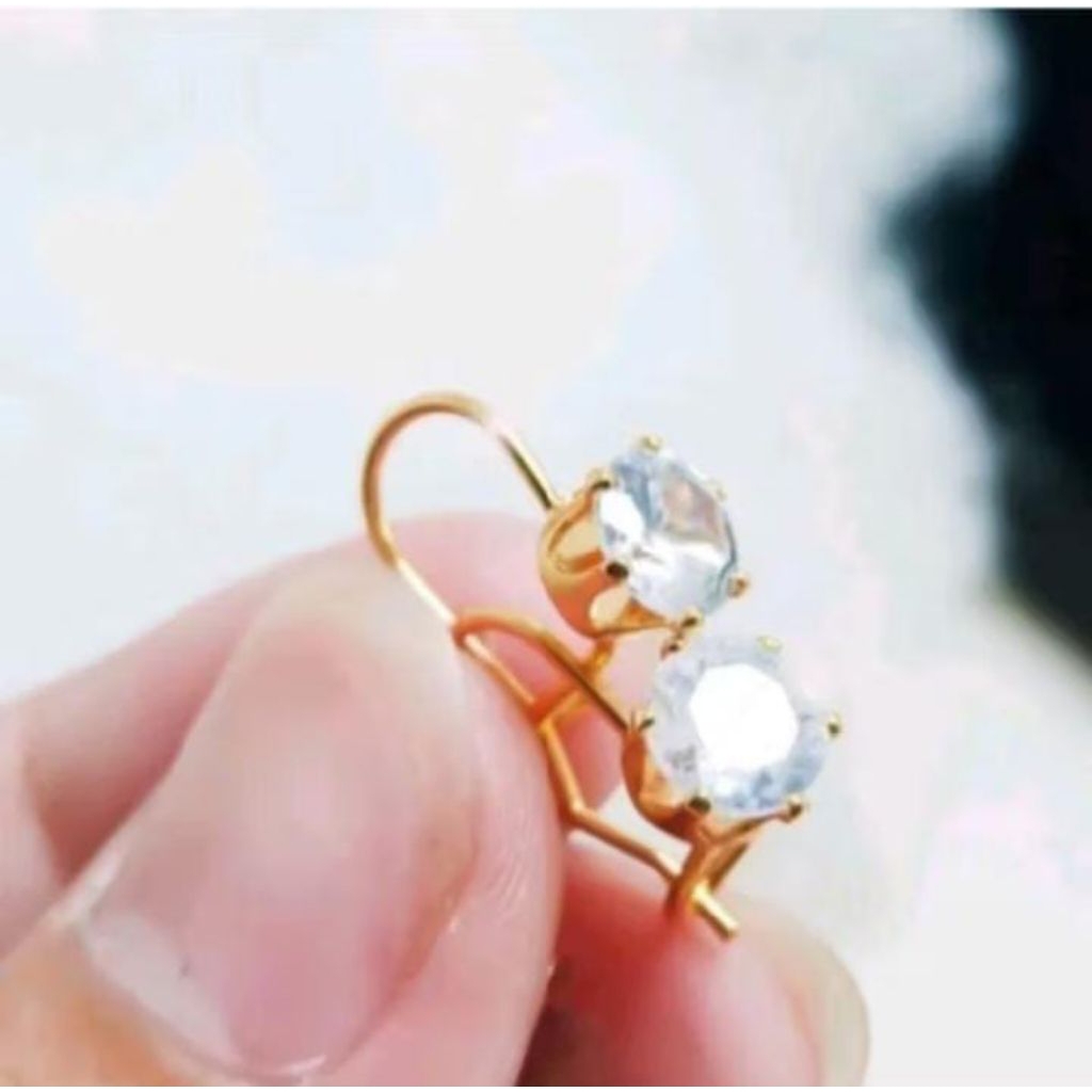 anting Desy mata satu anting titanium wanita dewasa