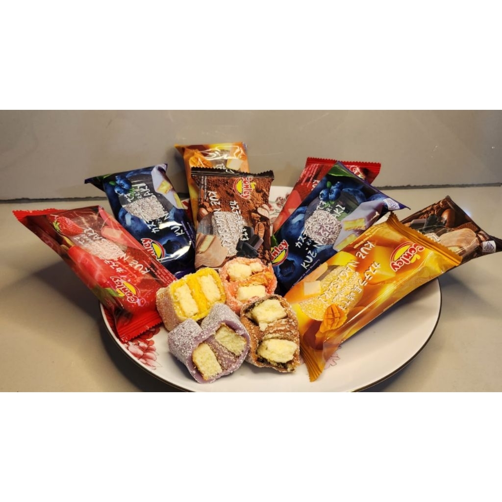 

PAKET HEMAT 15+1 KUE BOLU MOCHI NAGASAKI | MIX 4 RASA COKLAT,BLUEBERRY,MANGGA,STRAWBERRY