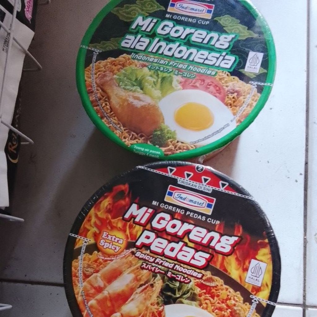 

mie cup Indomaret