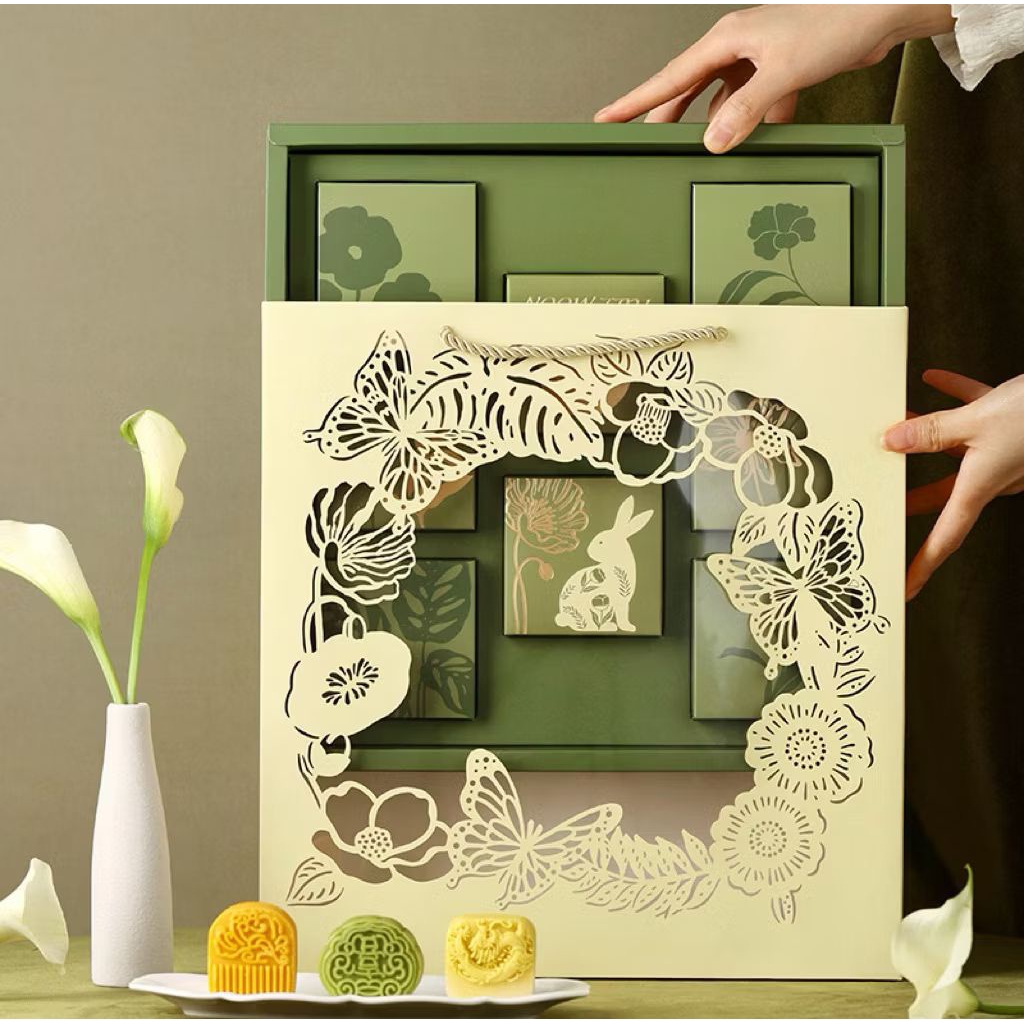 

Box Mooncake Premium Green Set Paper Bag 8 Mooncake