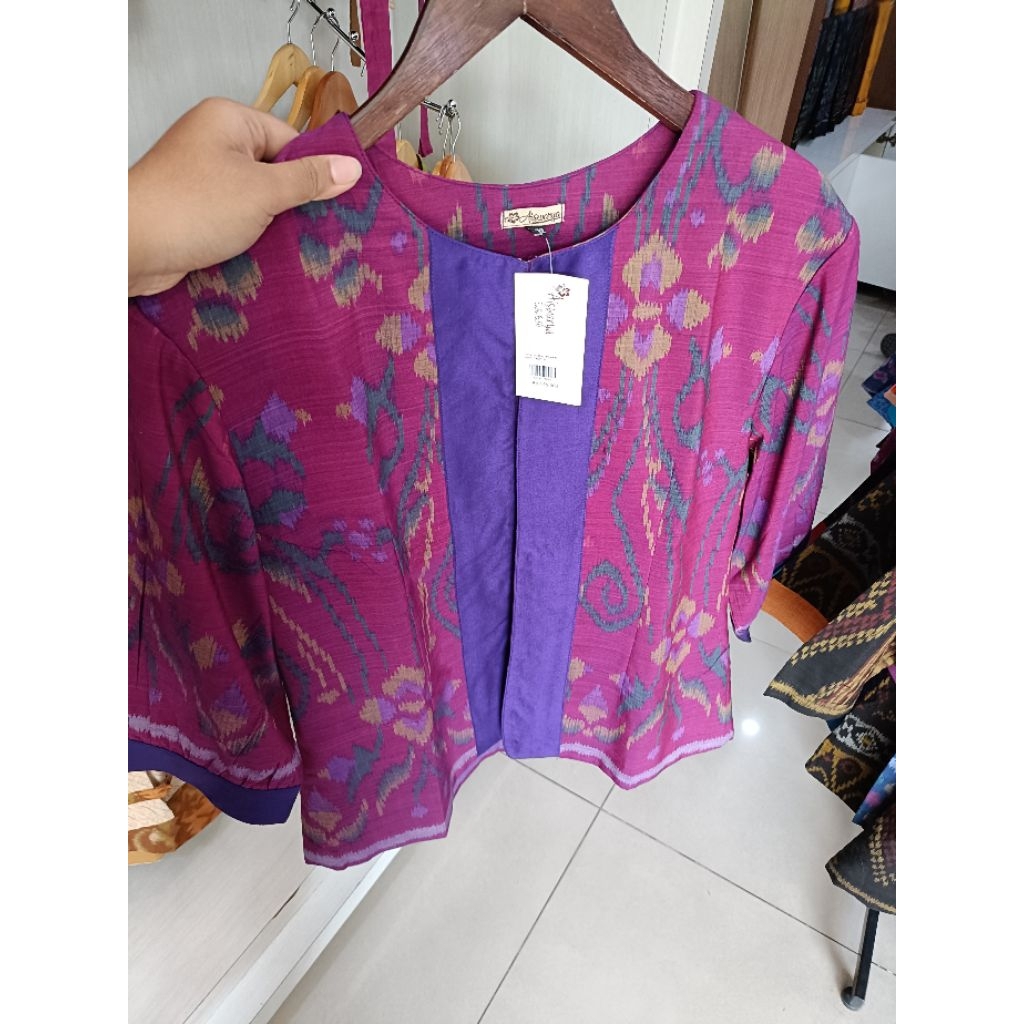 dress hitam &blazer endek