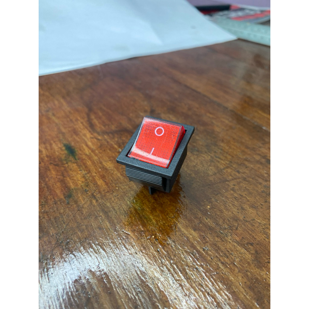 saklar 4kaki besar kCD4