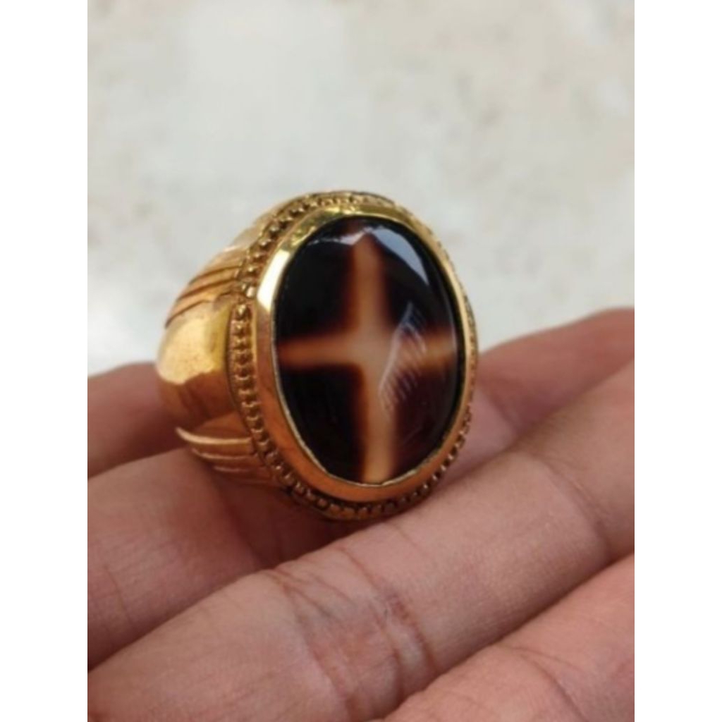 Batu akik yaman wulung motif tapak jalak