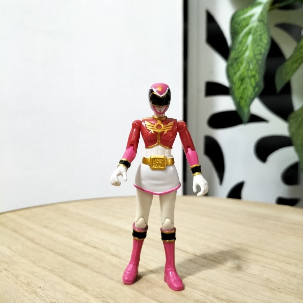 Power Rangers Megaforce Pink Ranger