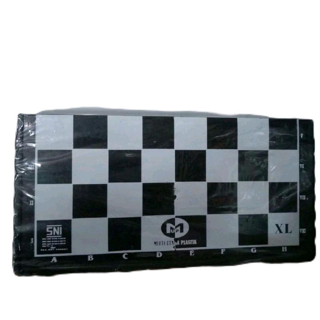 DLL Toys Mainan Catur Set ada ukuran M & XL berbahan plastik.catur besar,catur kecil,papan catur,mai