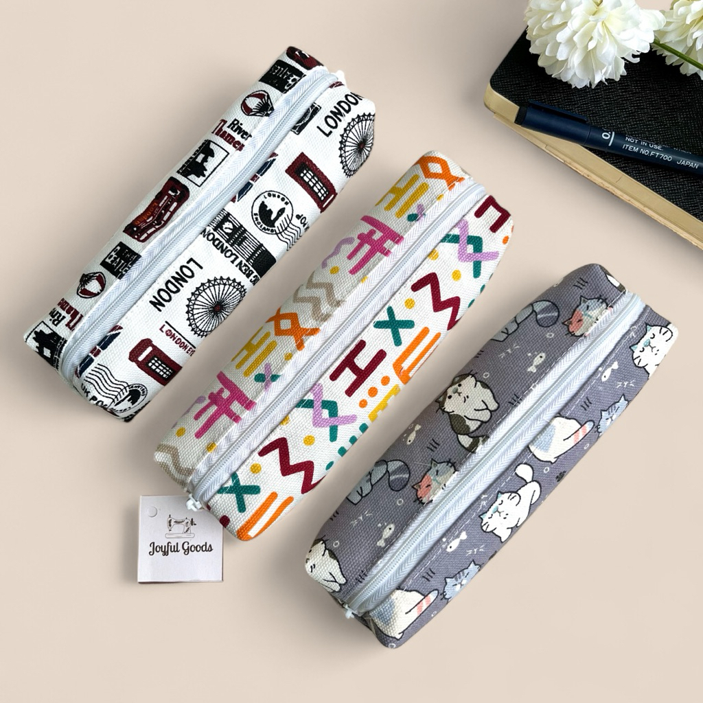 

TEMPAT PENSIL / KOTAK PENSIL / POUCH KANVAS MOTIF