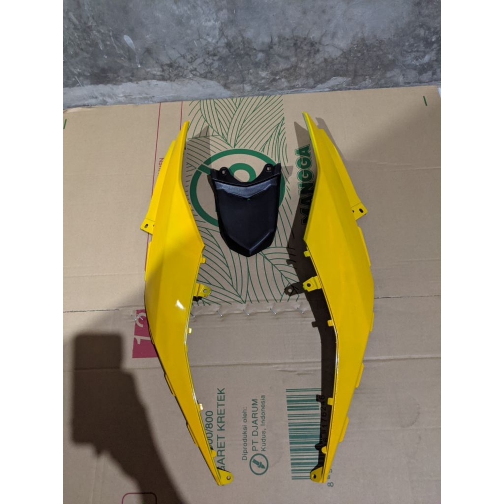 cover bodi belakang yamaha mio m3 mio z mio 125