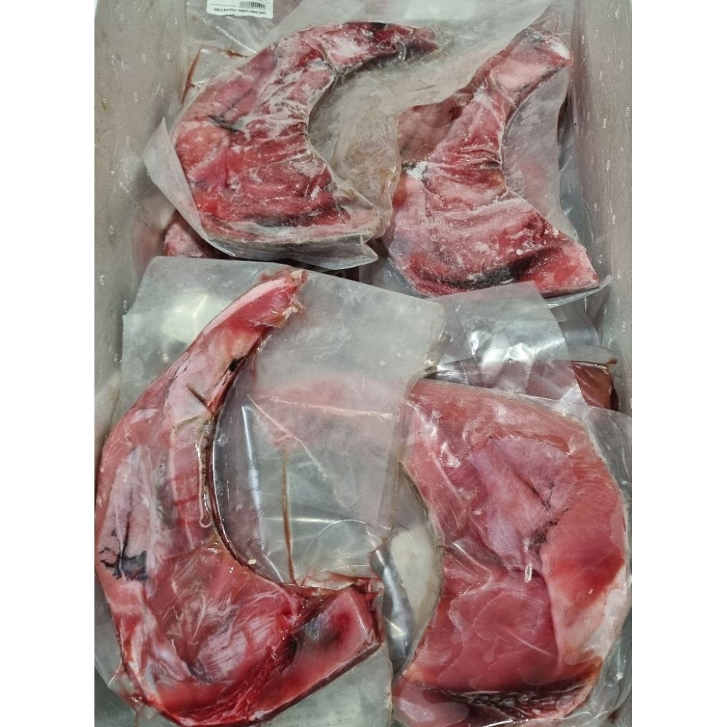 

Rahang Tuna 700-900 gram