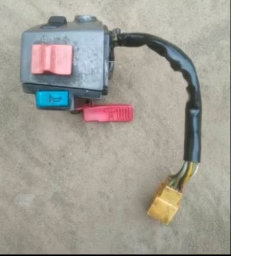 HOLDER SAKLAR KIRI SUZUKI CRYSTAL RC100 ORIGINAL