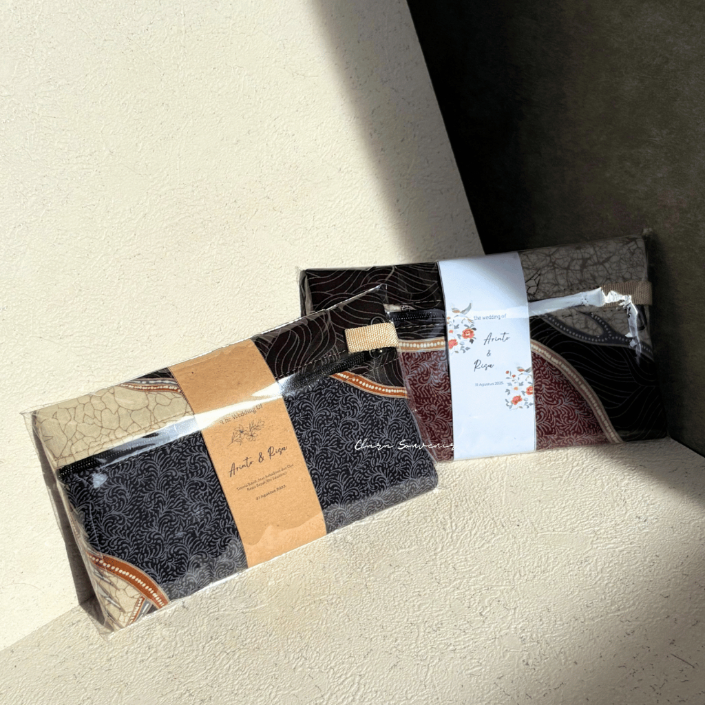 Souvenir pernikahan/khitanan/ aqiqah pouch dompet batik khas jogja