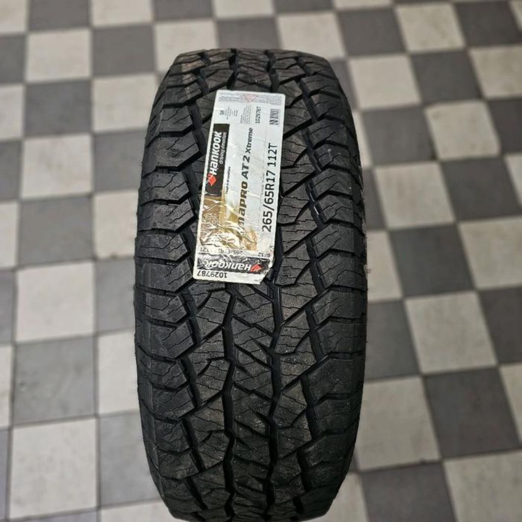 Ban Hankook Dynapro AT2 Xtreme 265/65 R17 (Ban Fortuner, Pajero)