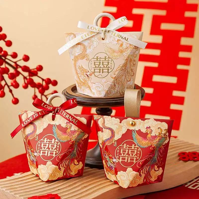 

Paperbag Red Phoenix Mewah / Kotak Permen Tebal Premium Nikah Sangjit Teapai Souvenir / Goodie Bag Wedding Shuangxi Phangteh / Paper bag Red Handuk Suvenir Pernikahan / Kotak Box Handuk Nikah / Candy Box Red Shuang Xi / Wedding Gift Tea Pai