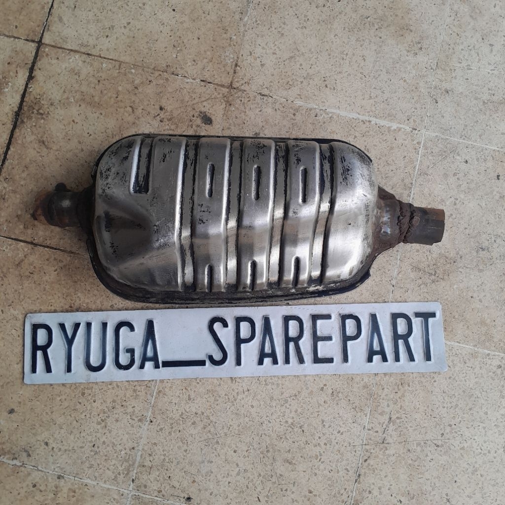 resonator tabung tengah knalpot original BMW E46 318i 316i 1708700