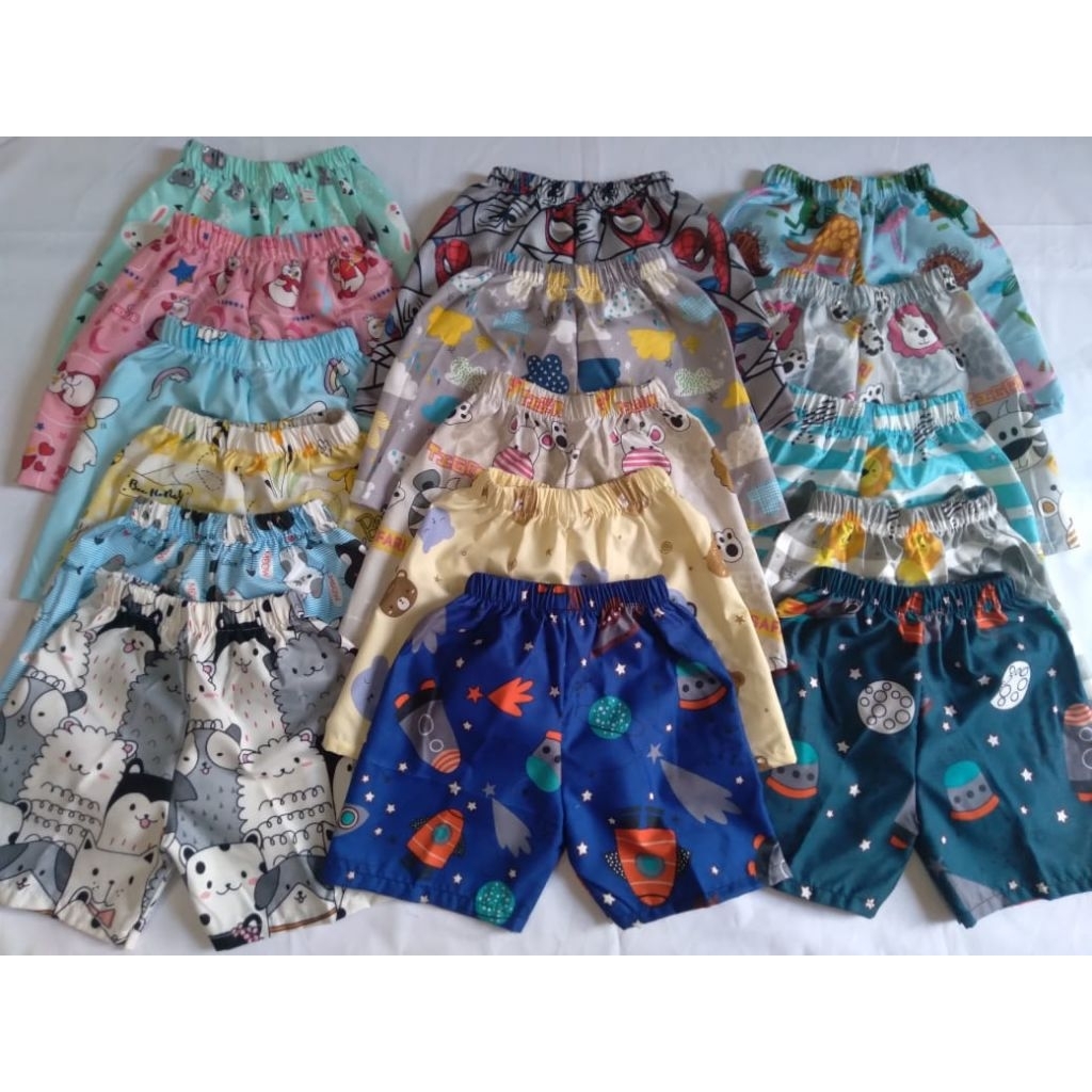PAKET 3PCS/4PCS/5PCS/6PCS/12PCS celana pendek kolor anak perempuan dan laki laki harian motif karakt