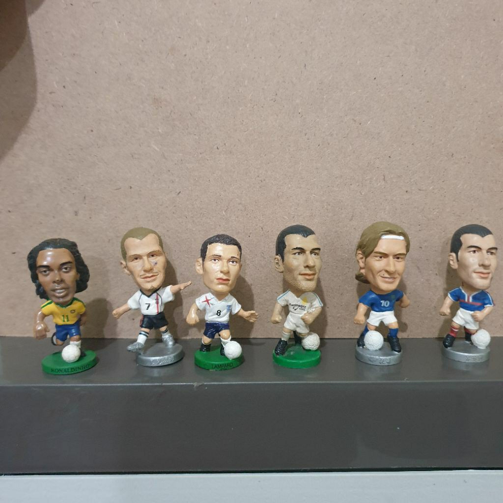 Mini Soccer Player Legend Action figure