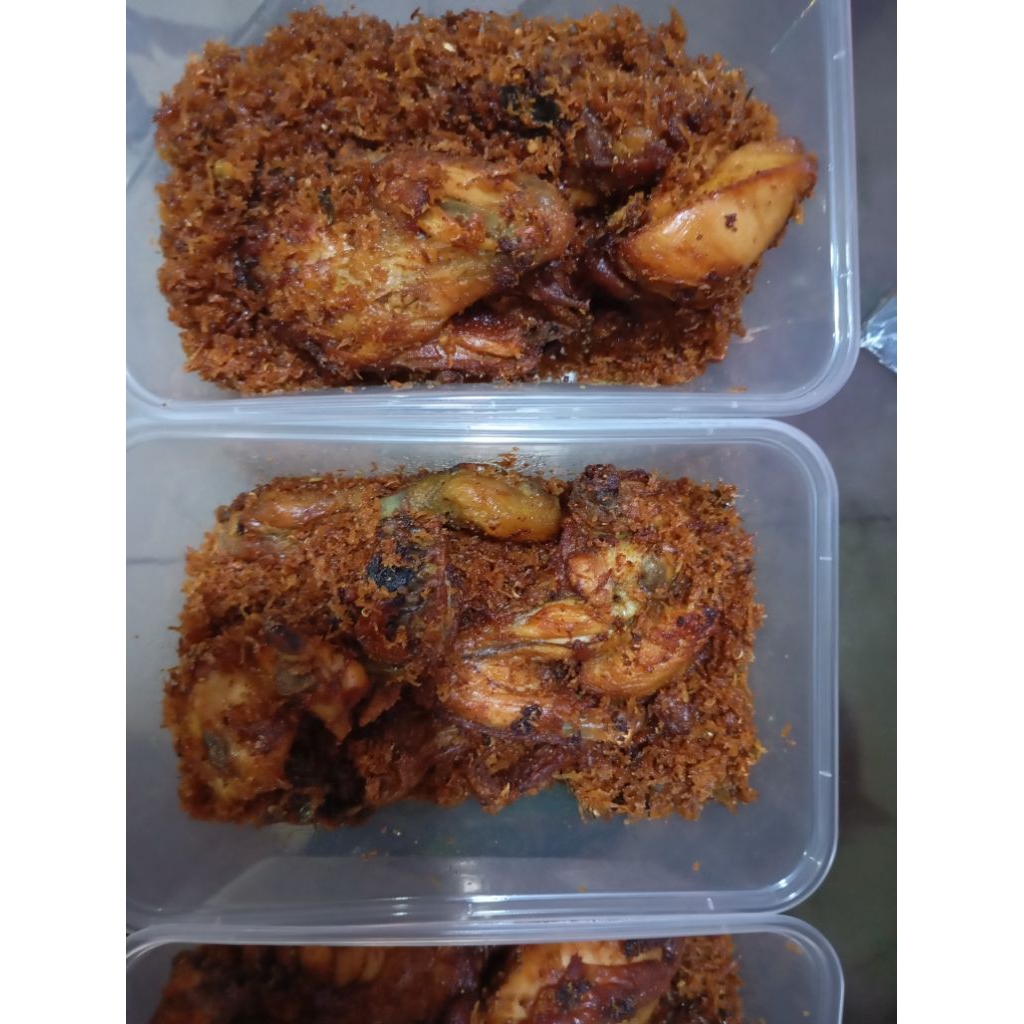 

Serundeng ayam khas Wonogiri isi 7 potong