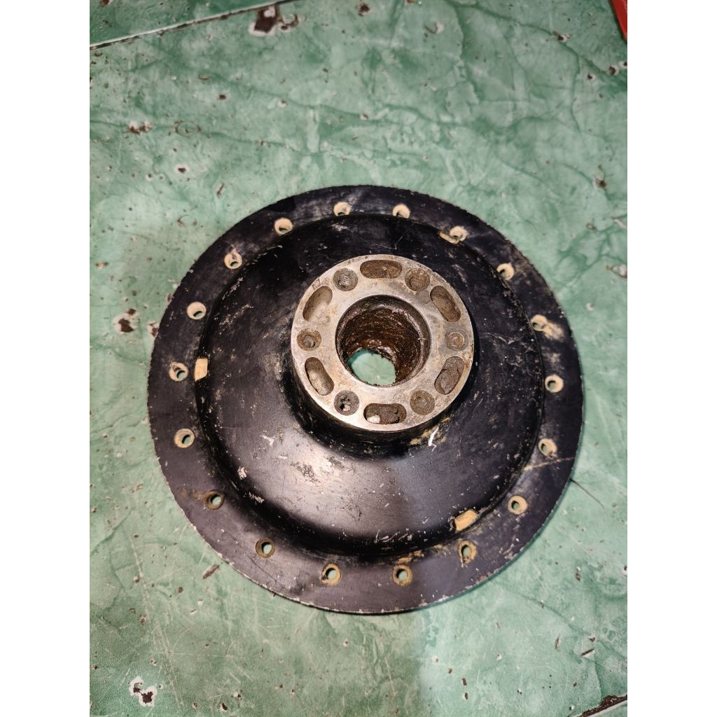 tromol depan Tromol  TS 125 TS 100 japan barang masih bagus ORI bawaan copotan cabutan lepasan motor