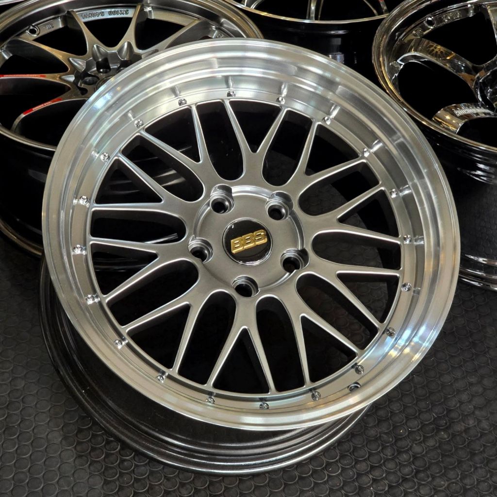 velg racing mobil BMW ring 19 BBS LM FLOW FORMING PCD 5X120 LEBAR 8,5 - 9,5 velg mobil BMW 19 velg r