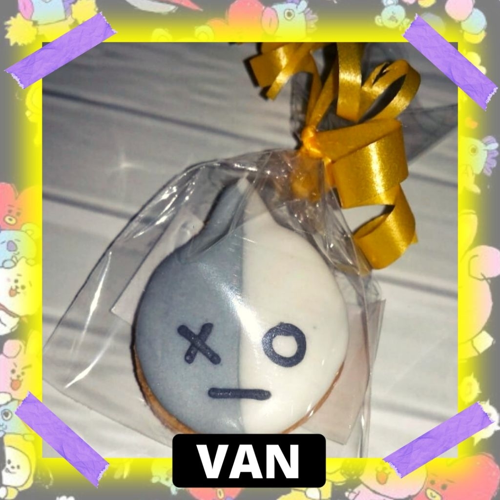 

KUKIS HIAS ICING COOKIES BT 21 CUSTOMABLE