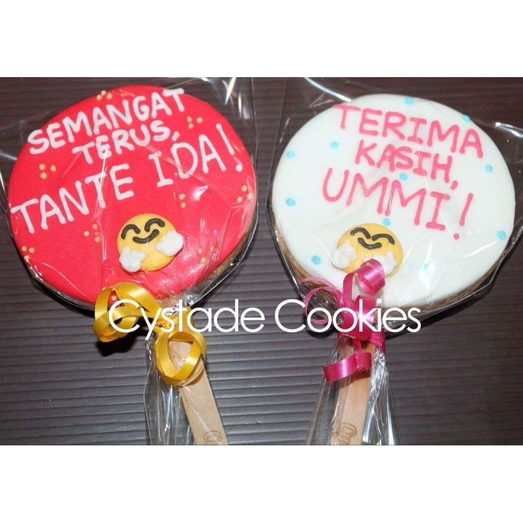 

KUKIS HIAS CUSTOM ICING COOKIES SOUVENIR ULANG TAHUN HARI GURU IDUL FITRI DLL