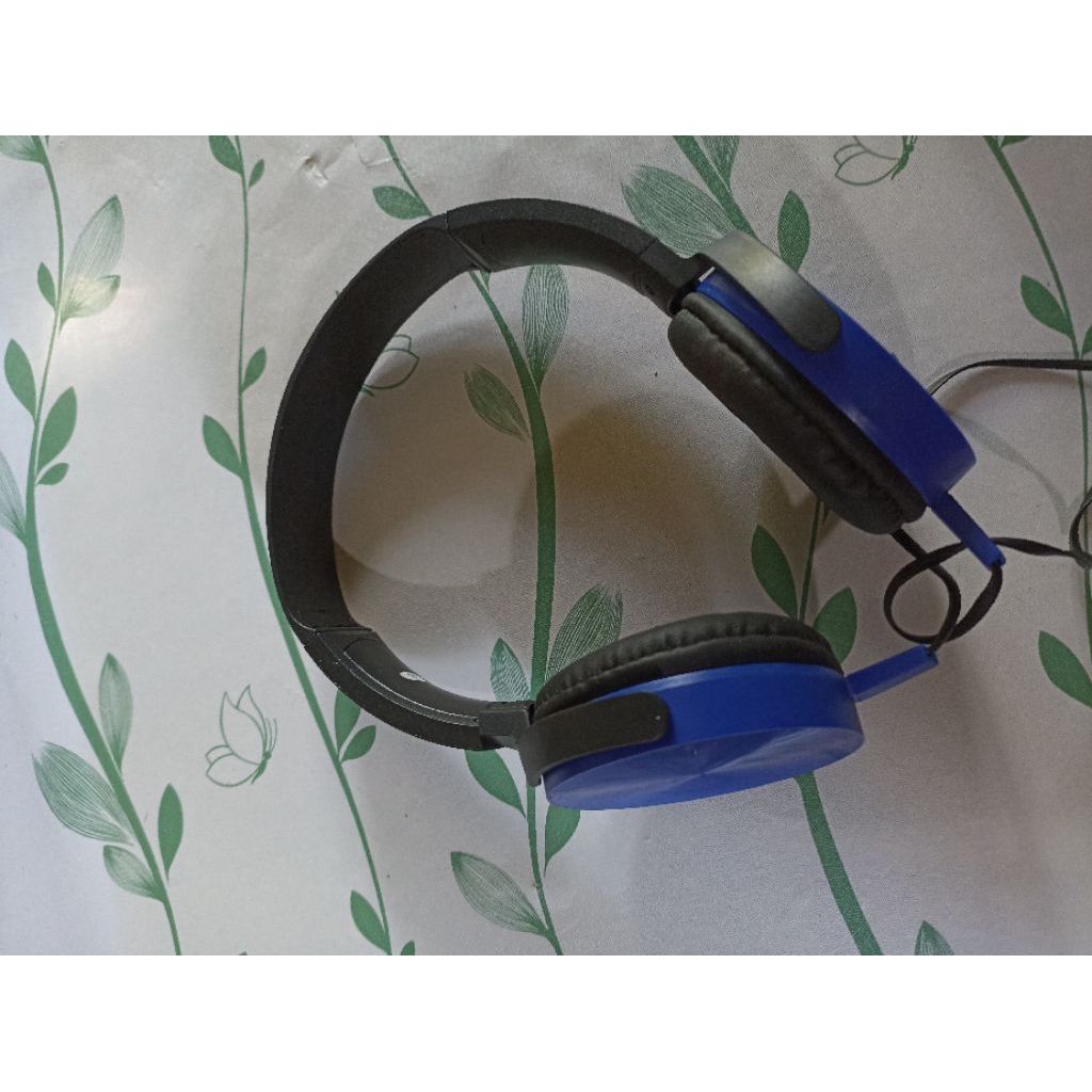sony copian ,headphone,normal bisa colok ke hape, tape walkman, juga bisa buat mp3 player siap pakai