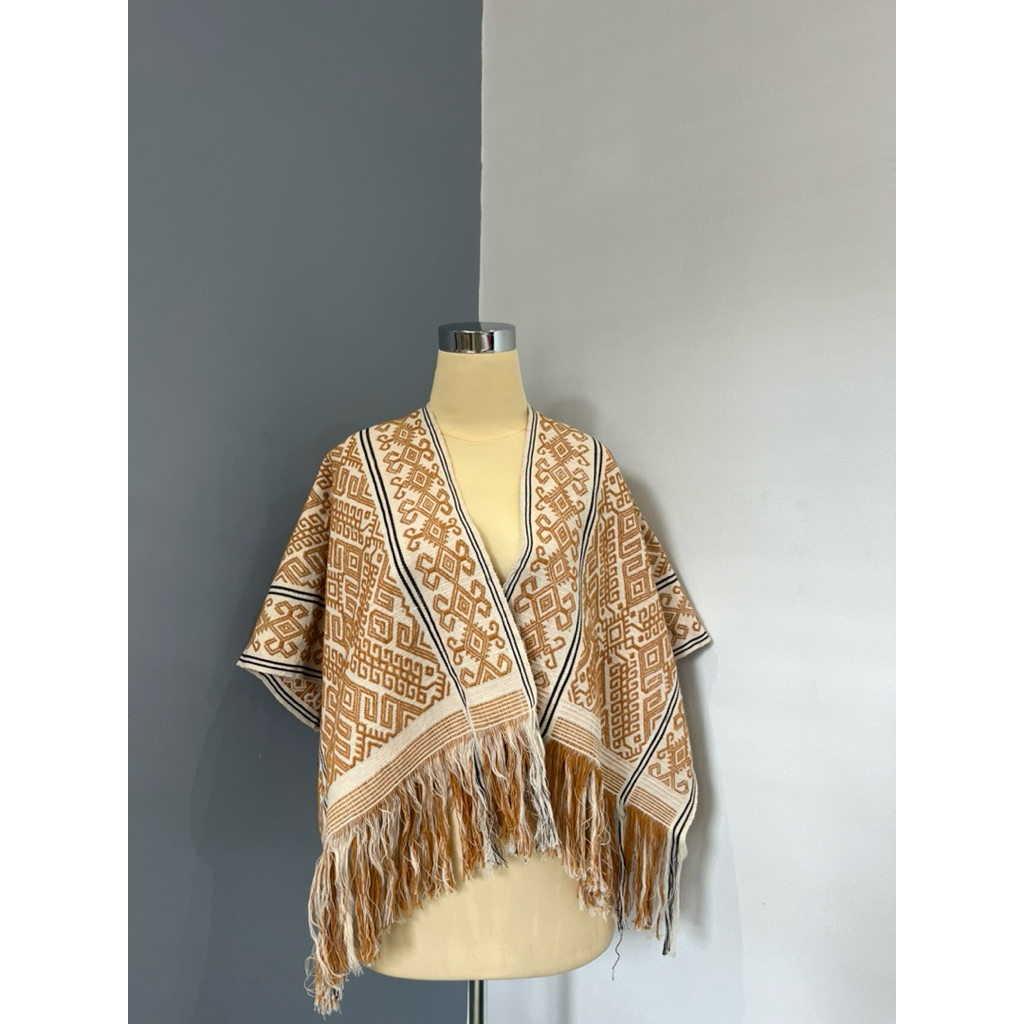 MORI OUTER TENUN SUMBA