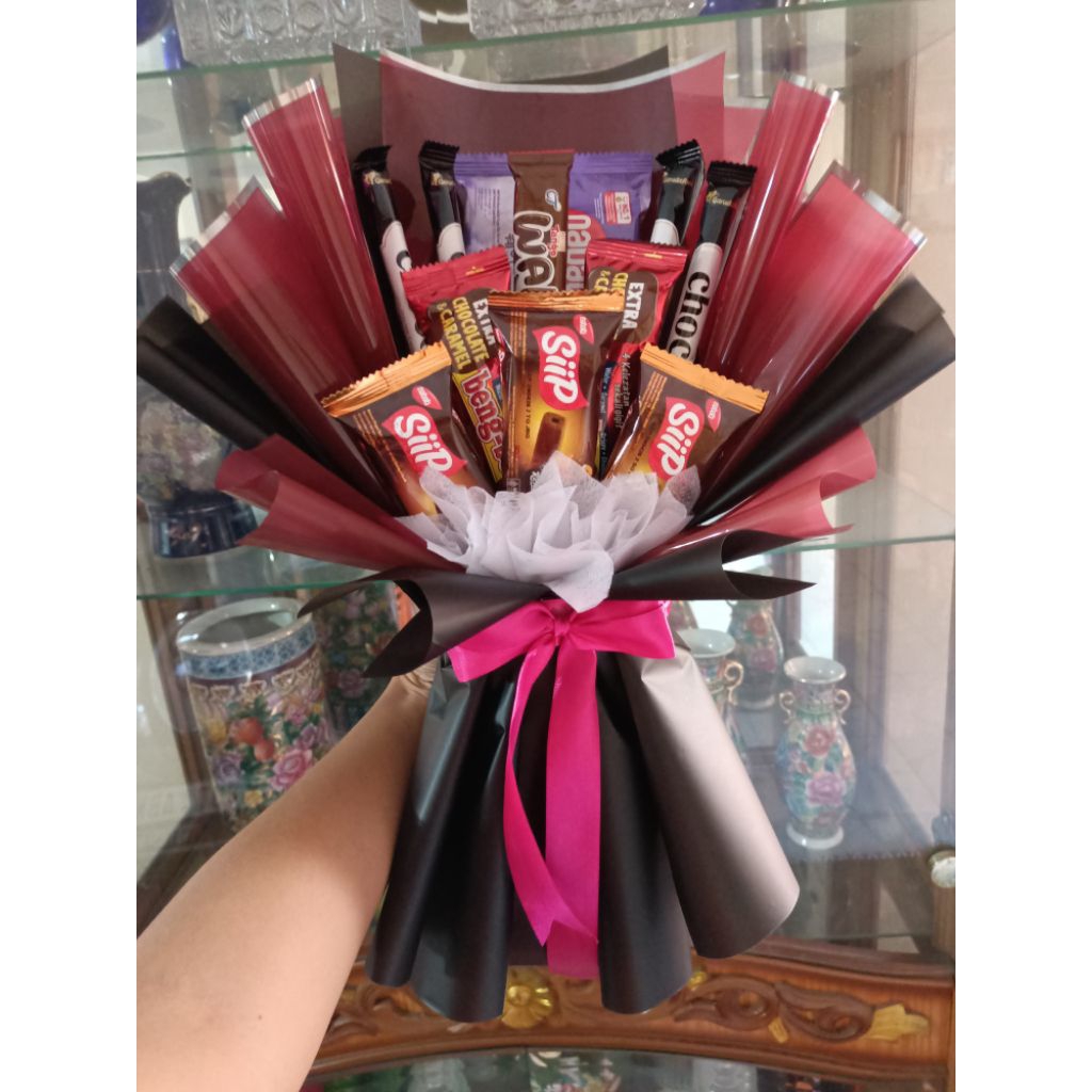 

BUKETSNACK,WISUDA,HARIGURU,ULANGTAHUN